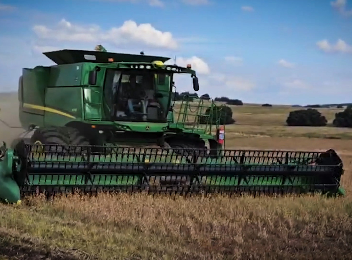 Reducing Soil Compaction: LSW Tires Outperform Tracks